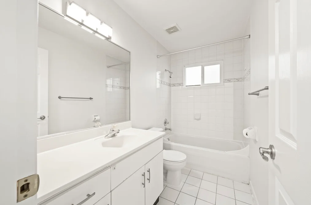 1968 E 39TH AVENUE, Vancouver, BC — Residential for Sale — Photo 20 of 26