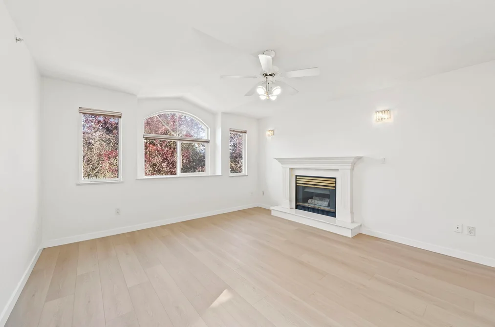 1968 E 39TH AVENUE, Vancouver, BC — Residential for Sale — Photo 4 of 26