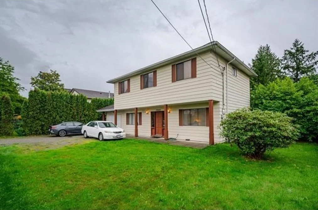 House for sale at 19680 56 Avenue Langley British Columbia - MLS: R3106030