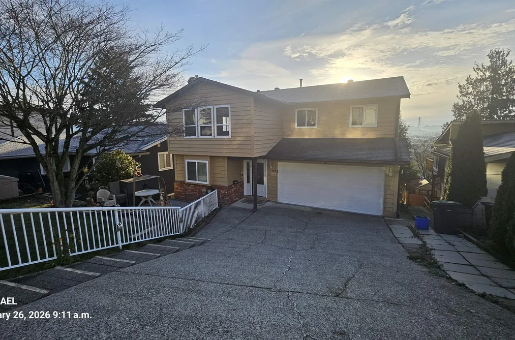 House for sale at 197 Warrick Street Coquitlam British Columbia - MLS: R3149621