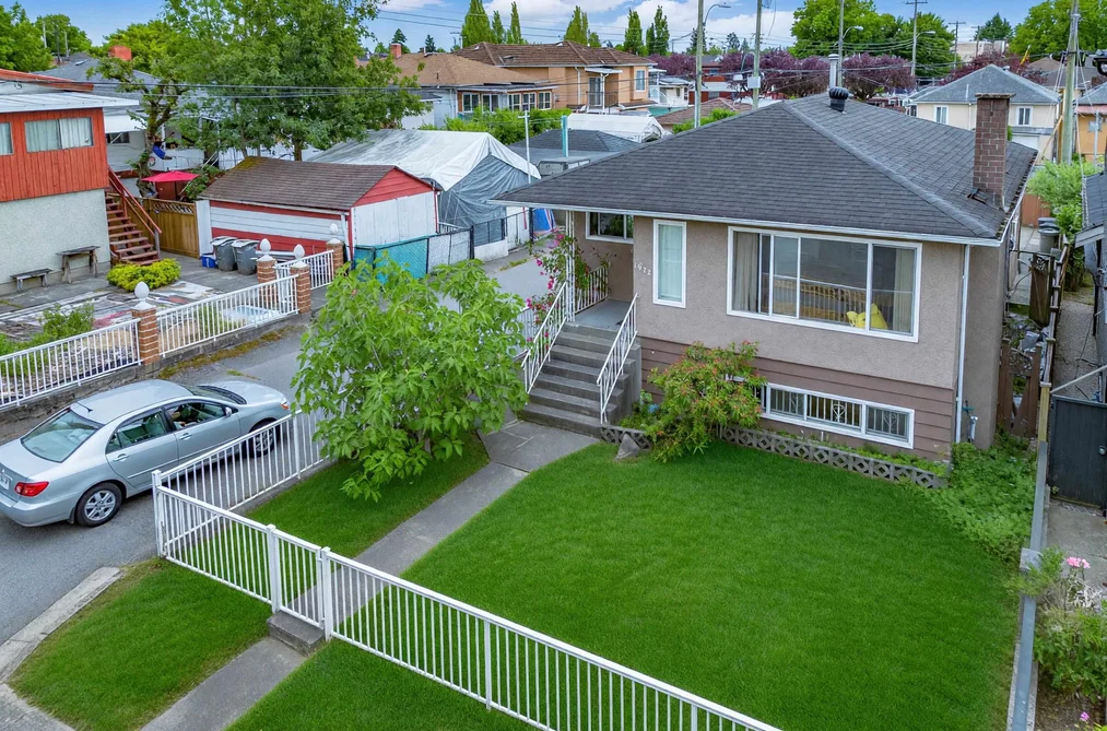 1972 E 51ST AVENUE, Vancouver BC V5P 1V9, Vancouver BC — Residential for Sale — Photo 27 of 28