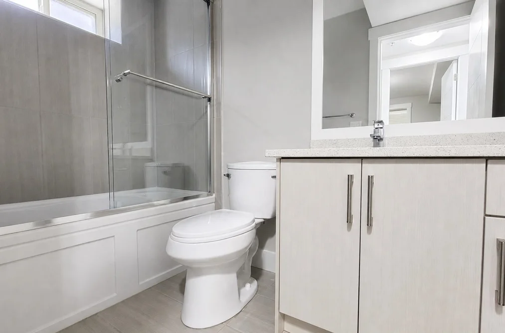 1975 COQUITLAM AVENUE, Port Coquitlam BC V3B 1J2, Port Coquitlam BC — Residential for Sale — Photo 33 of 40