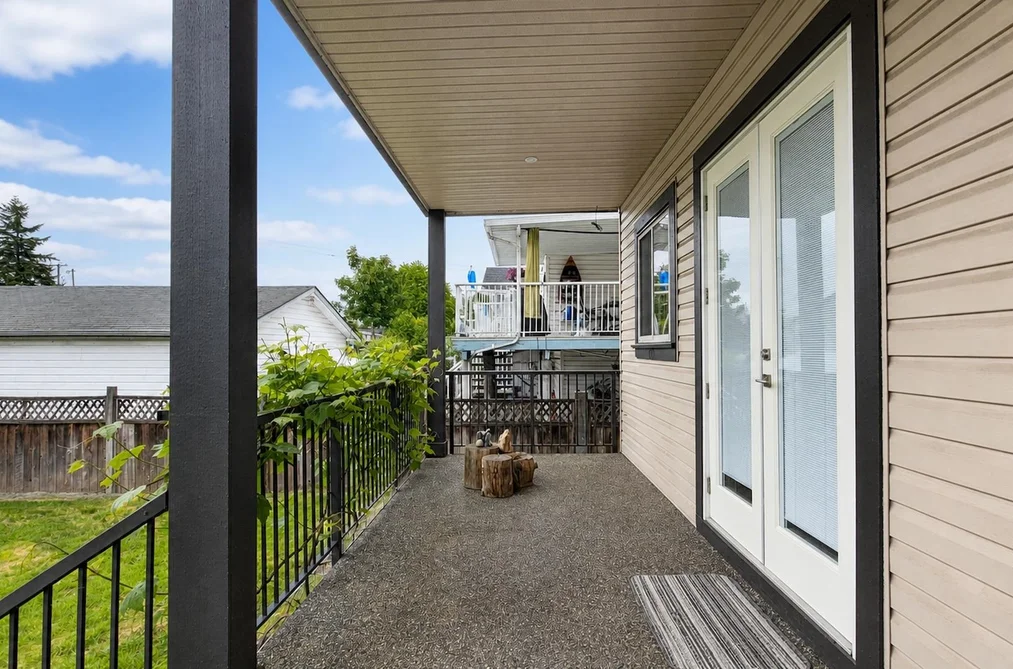 1975 COQUITLAM AVENUE, Port Coquitlam BC V3B 1J2, Port Coquitlam BC — Residential for Sale — Photo 37 of 40