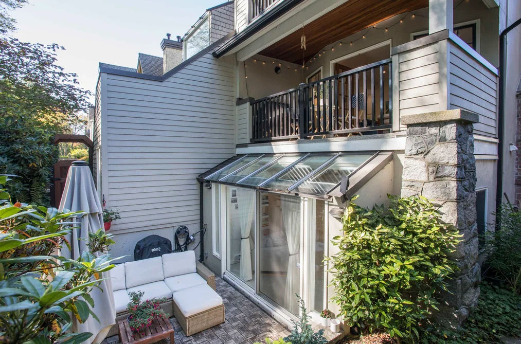 Townhouse for sale at 1975 W 13th Avenue Vancouver British Columbia - MLS: R3167535