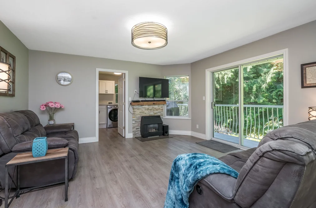 19766 43 AVENUE, Langley BC V3A 8G1, Langley BC — Residential for Sale — Photo 15 of 40
