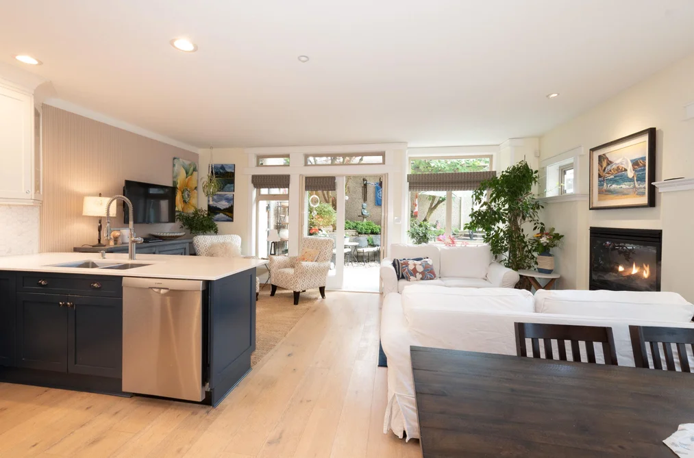 Townhouse for sale at 1978 W 12th Avenue Vancouver British Columbia - MLS: R3132674