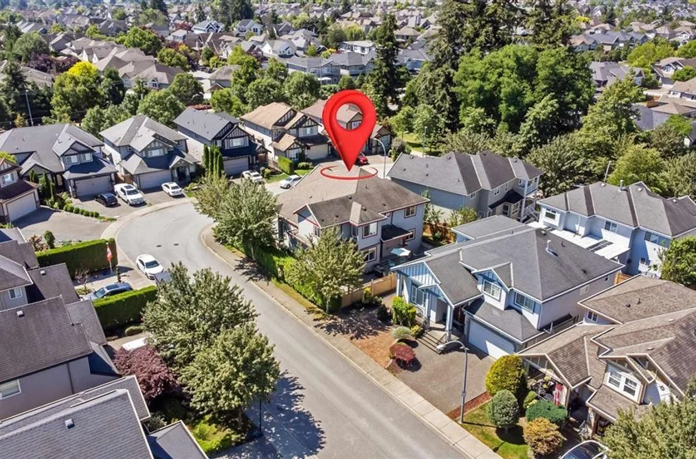 19785 72A AVENUE, Langley BC V2Y 3H7, Langley BC — Residential for Sale — Photo 2 of 13