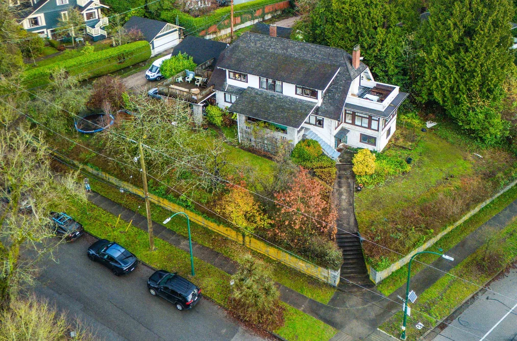House for sale at 1989 W King Edward Avenue Vancouver British Columbia - MLS: R3075949