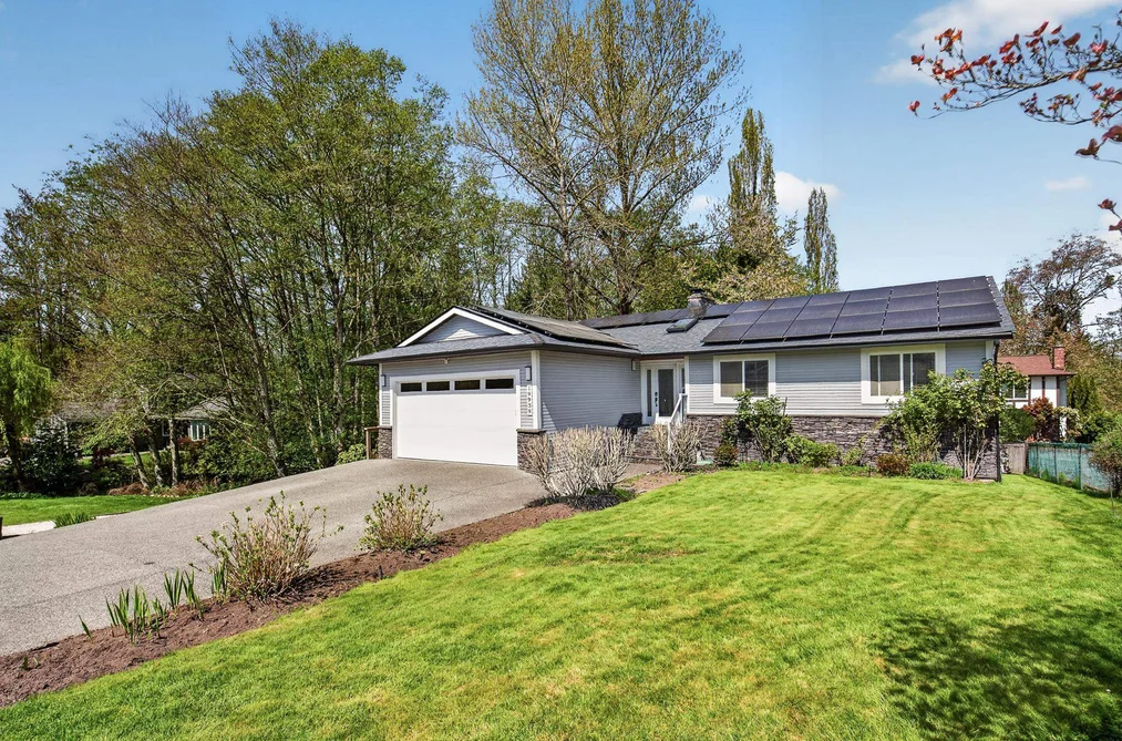 19939 51 AVENUE, Langley BC V3A 7P2, Langley BC — Residential for Sale - Photo 2