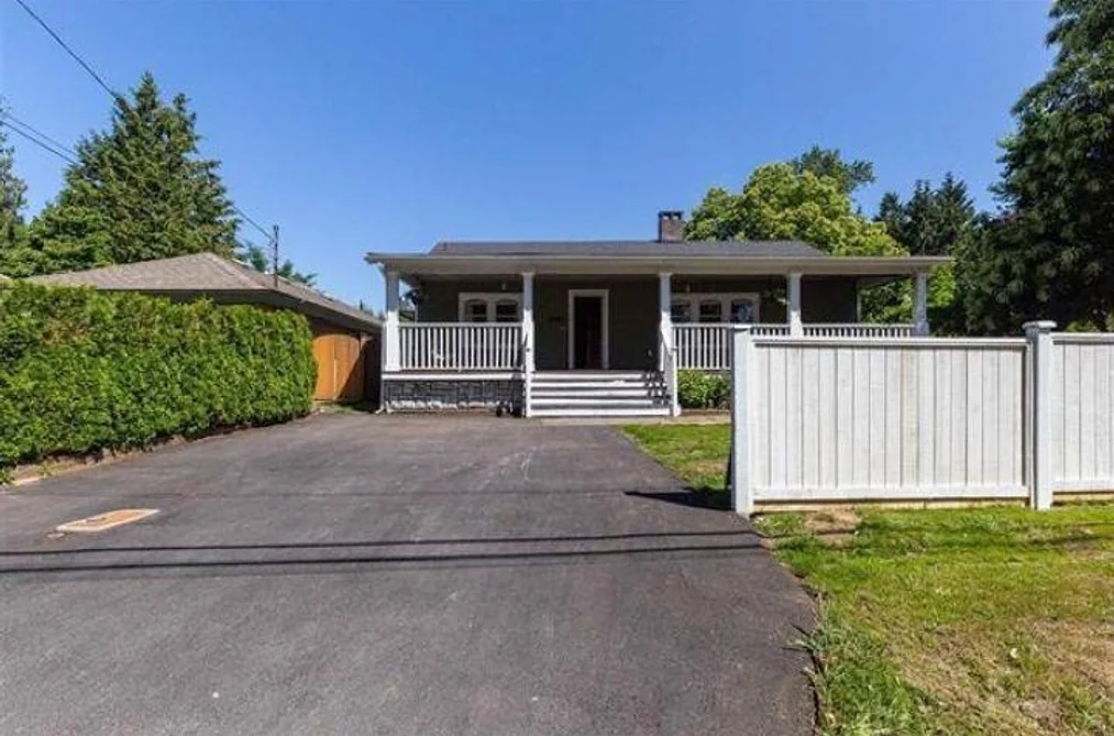 House for sale at 19943 49 Avenue Langley British Columbia - MLS: R3065827