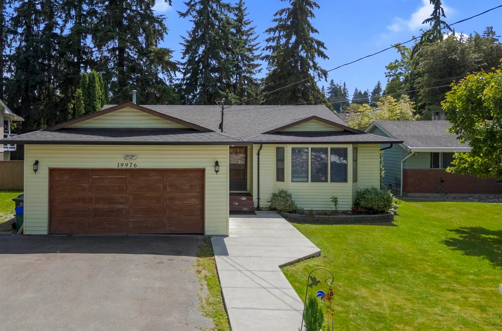 House for sale at 19976 49 Avenue Langley British Columbia - MLS: R3128404