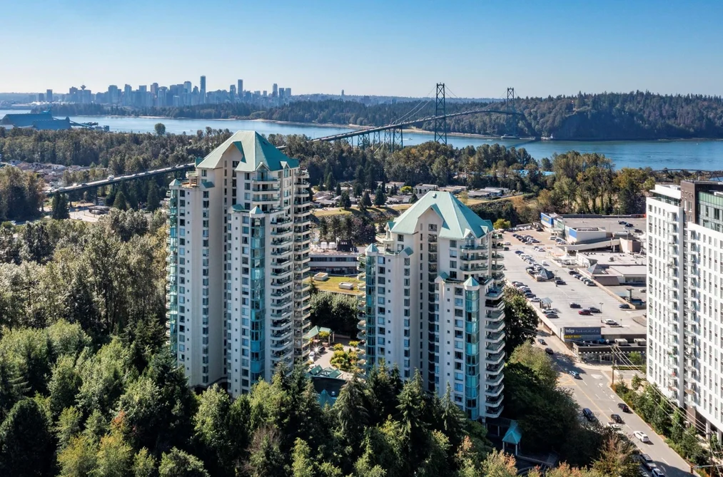Condo for sale at 19a 328 Taylor Way West Vancouver British Columbia - MLS: R3075774