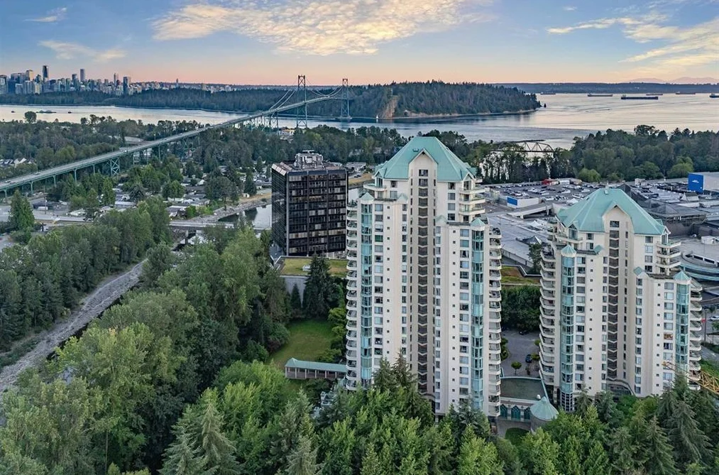 19A 328 TAYLOR WAY, West Vancouver BC V7T 2Y4, West Vancouver BC — Residential for Sale - Photo 2