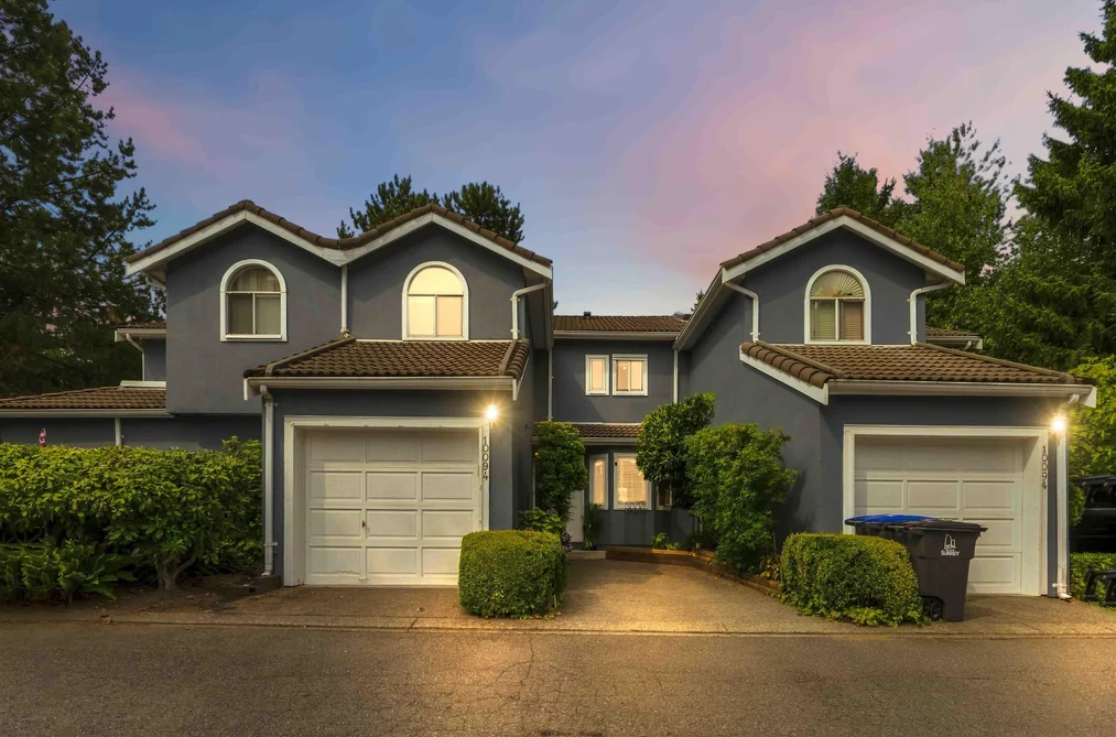 Townhouse for sale at 2 10094 154 Street Surrey British Columbia - MLS: R3156538
