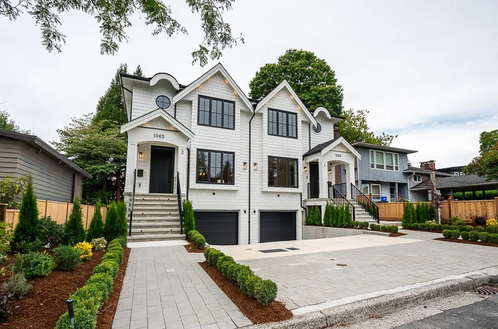 Half Duplex for sale at 2 1065 Ridley Drive Burnaby British Columbia - MLS: R3163975