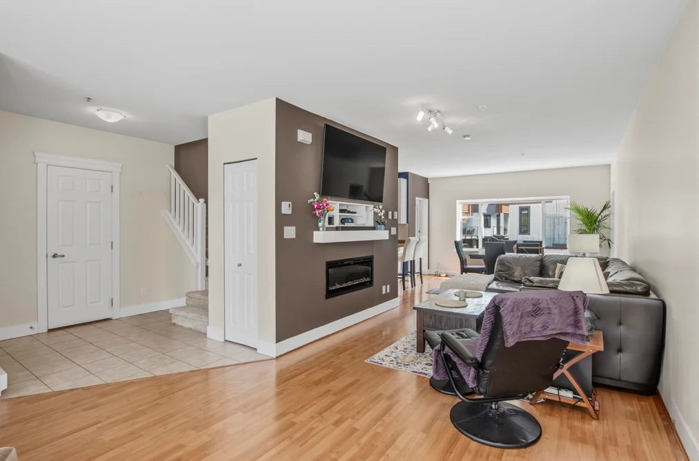 2 1200 EDGEWATER DRIVE, Squamish BC V8B 0E7, Squamish BC — Residential for Sale - Photo 4