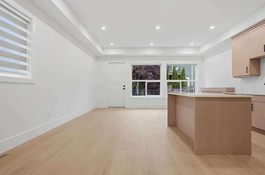 2 12863 MARINE DRIVE, Surrey BC V4A 1C8, Surrey BC — Residential for Sale - Photo 6