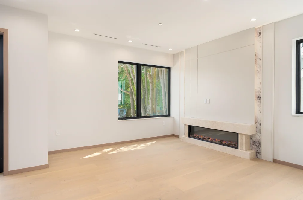 2 1448 E 30TH AVENUE, Vancouver, BC — Residential for Sale — Photo 8 of 25