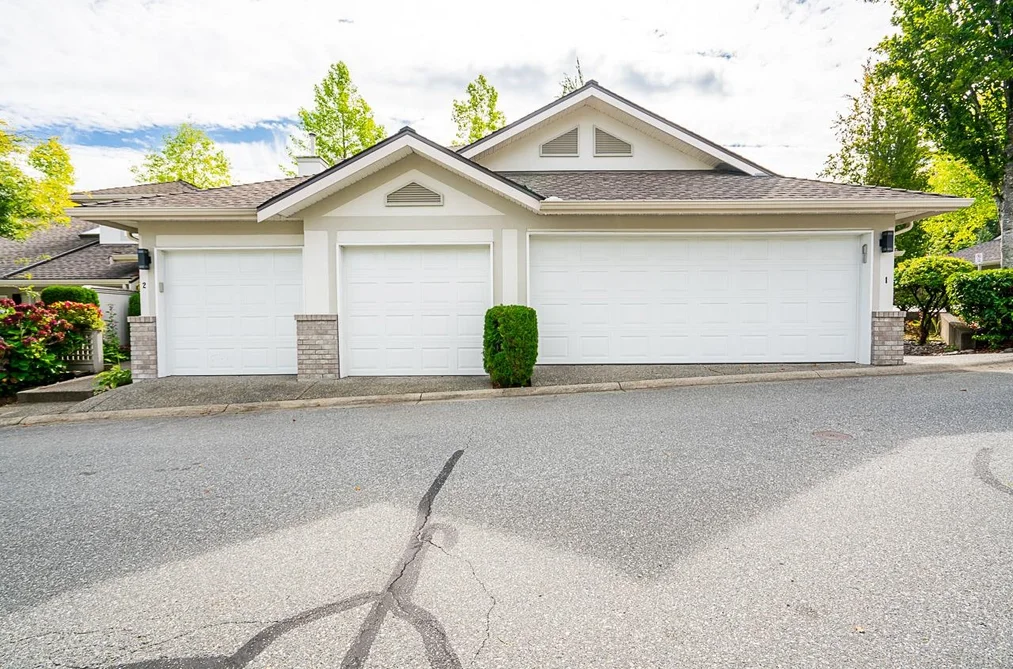 Townhouse for sale at 2 15099 28 Avenue Surrey British Columbia - MLS: R3155247
