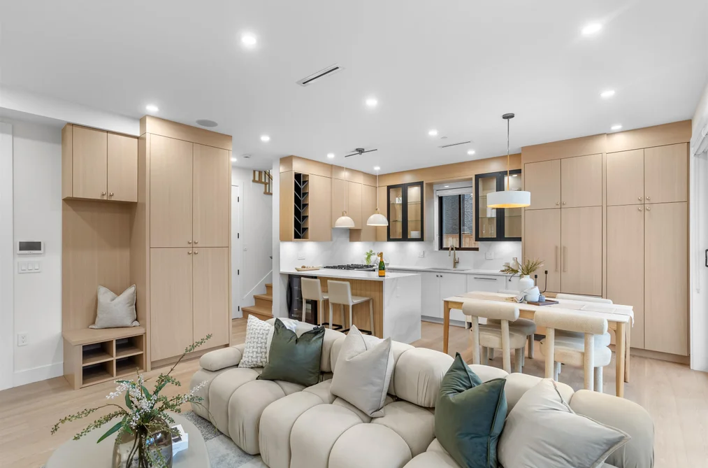 2 165 E 45TH AVENUE, Vancouver BC V5W 1W8, Vancouver BC — Residential for Sale - Photo 4