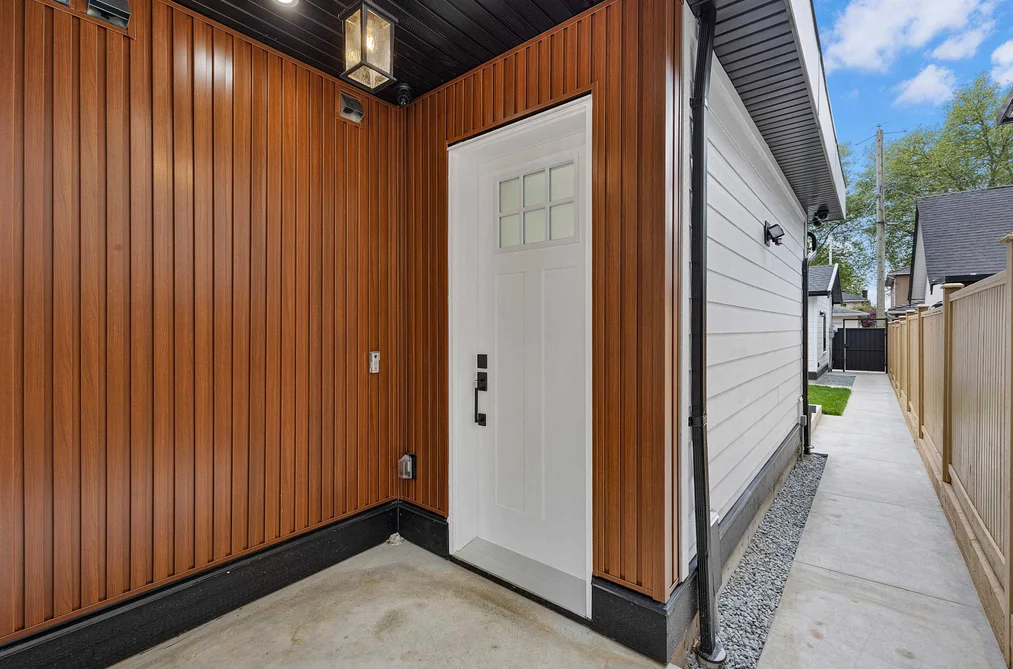 2 182 ONTARIO PLACE, Vancouver BC V5W 1S2, Vancouver BC — Residential for Sale - Photo 2