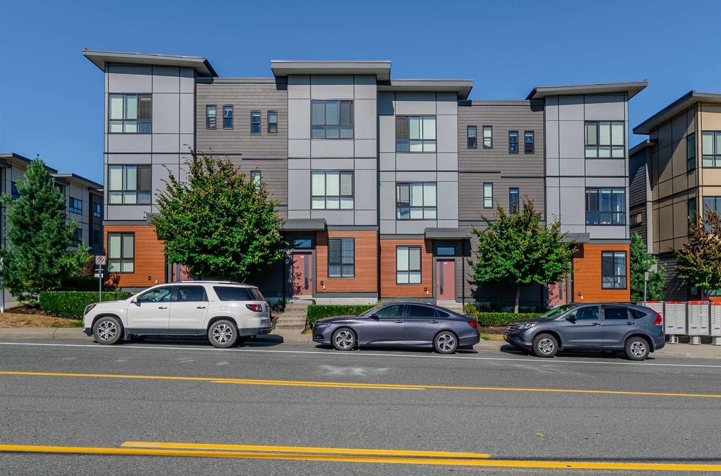 Townhouse for sale at 2 1938 North Parallel Road Abbotsford British Columbia - MLS: R3155573