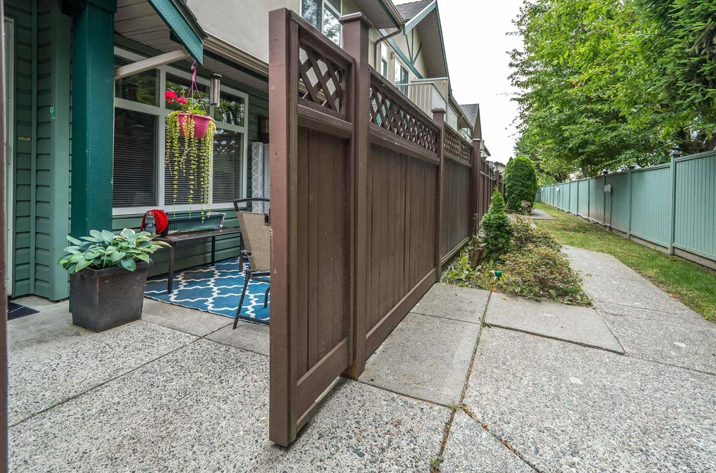 2 20258 MICHAUD CRESCENT, Langley BC V3A 4B2, Langley BC — Residential for Sale — Photo 4 of 30