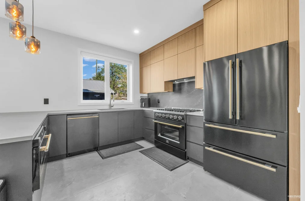 2 2091 E 20TH AVENUE, Vancouver BC V5N 2L1, Vancouver BC — Residential for Sale - Photo 4