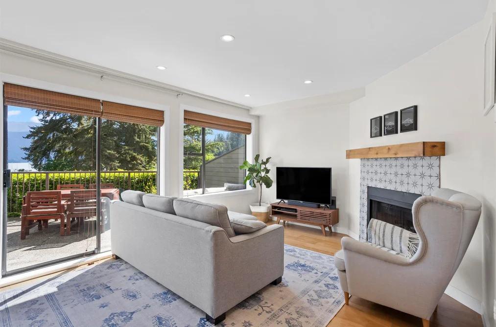 2 2151 BANBURY ROAD, North Vancouver BC V7G 1W7, North Vancouver BC — Residential for Sale - Photo 2