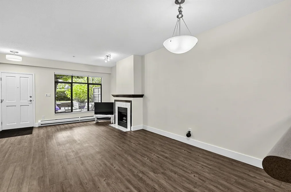 2-221 Ash Street, New Westminster, BC - Townhouse for Sale - Photo 10 of 27 2-221 Ash Street, New Westminster, BC - Townhouse for Sale - Photo 10 of 27