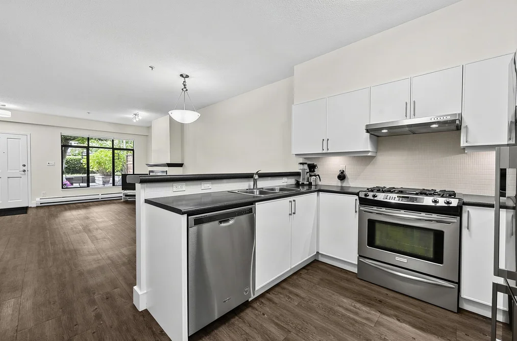 2-221 Ash Street, New Westminster, BC - Townhouse for Sale - Photo 14 of 27 2-221 Ash Street, New Westminster, BC - Townhouse for Sale - Photo 14 of 27