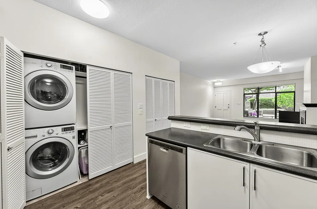 2-221 Ash Street, New Westminster, BC - Townhouse for Sale - Photo 16 of 27 2-221 Ash Street, New Westminster, BC - Townhouse for Sale - Photo 16 of 27