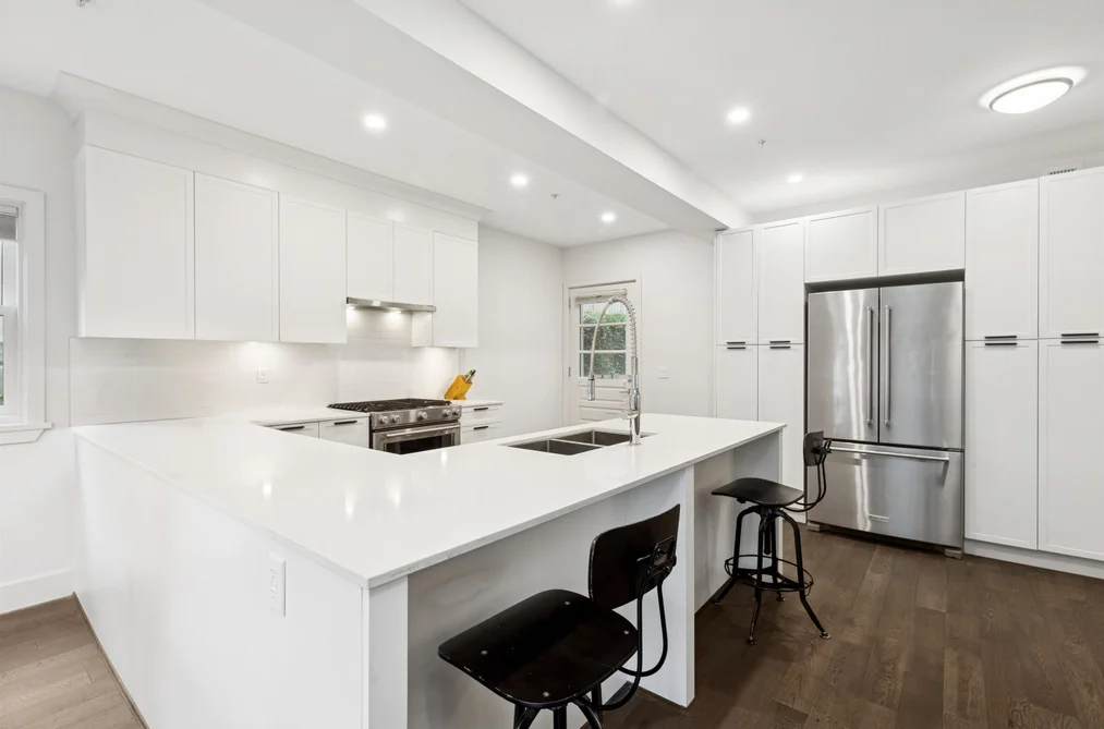 2 244 E 5TH STREET, North Vancouver BC V7L 1L7, North Vancouver BC — Residential for Sale - Photo 6