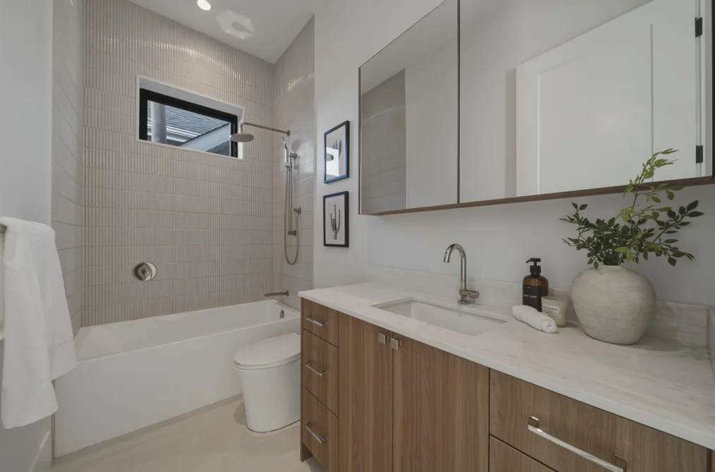 2-266 E 38 Avenue, Vancouver, BC - Half Duplex for Sale - Photo 21 of 26 2-266 E 38 Avenue, Vancouver, BC - Half Duplex for Sale - Photo 21 of 26