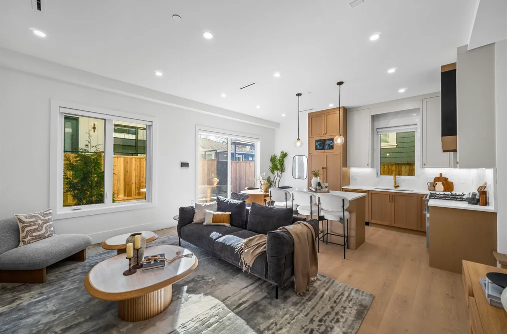 2710 Kitchener St Unit 2, Vancouver, BC - MLS: R3175764