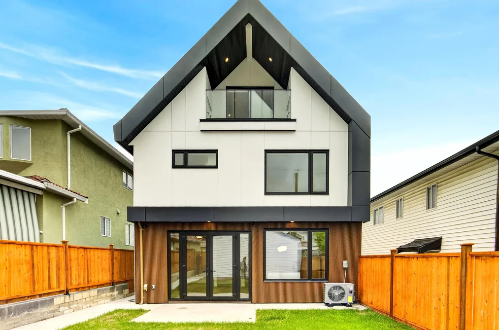 Half Duplex for sale at 2 2741 E 7th Avenue Vancouver British Columbia - MLS: R3125624