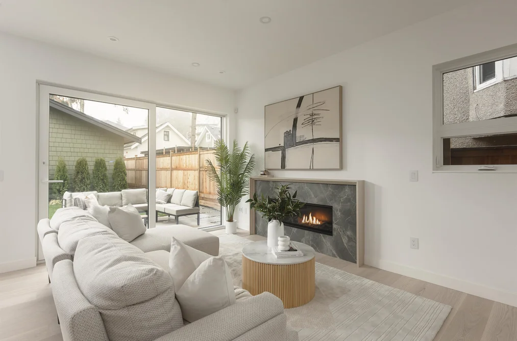 2 2755 W 11TH AVENUE, Vancouver BC V6K 2L8, Vancouver BC — Residential for Sale - Photo 2