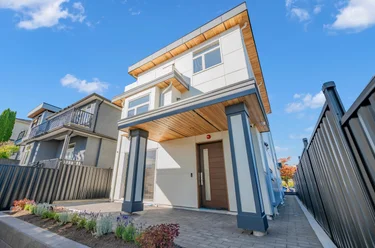 3034 E 5th Ave Unit 2, Vancouver, BC - MLS: R3175150