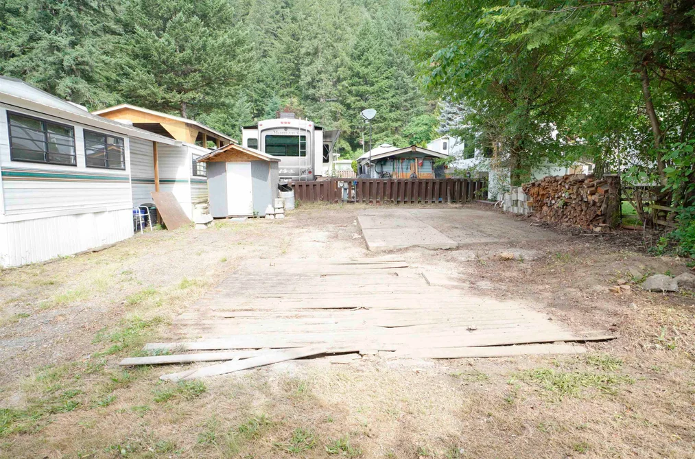 Property for sale at 2 30860 Trans Canada Highway Yale British Columbia - MLS: R3140273