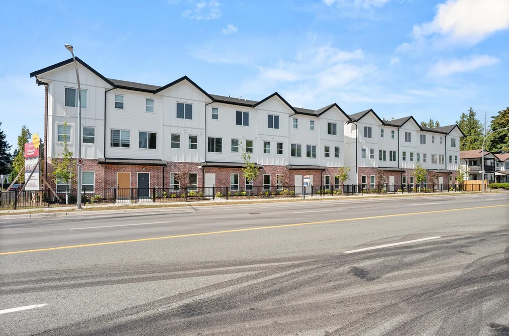 31981 Coral Ave Unit 2, Abbotsford, BC - MLS: R3173152