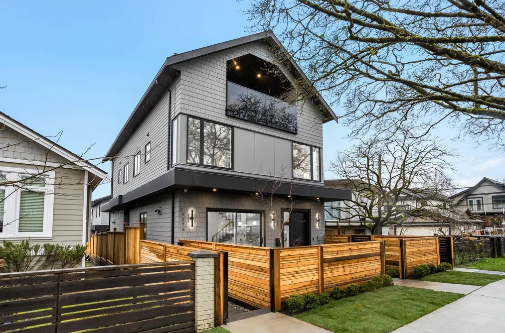 2 3275 GRAVELEY STREET, Vancouver BC V5K 3K8, Vancouver BC — Residential for Sale - Photo 2