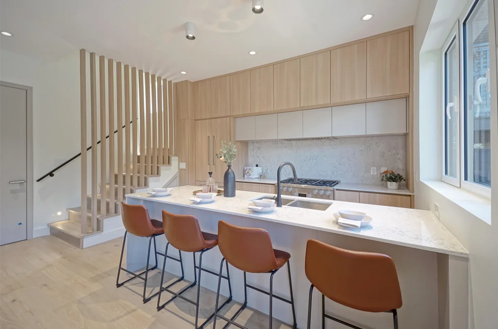 2 3315 W 10TH STREET, Vancouver BC V6R 2E5, Vancouver BC — Residential for Sale — Photo 13 of 27