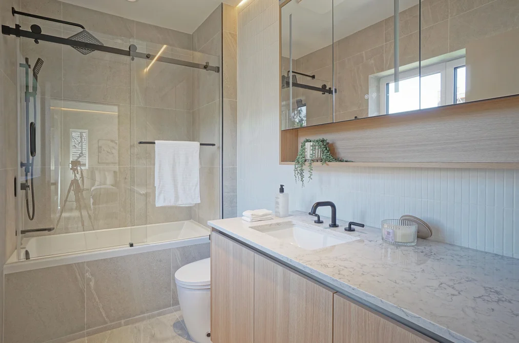 2 3315 W 10TH STREET, Vancouver BC V6R 2E5, Vancouver BC — Residential for Sale — Photo 19 of 27