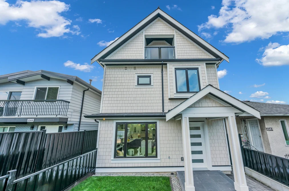 Half Duplex for sale at 2 3344 Adanac Street Vancouver British Columbia - MLS: R3114737