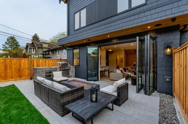 3345 W 13th Ave Unit 2, Vancouver, BC - MLS: R3117124
