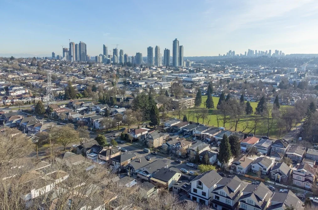 2 3547 E GEORGIA STREET, Vancouver BC V5K 2L9, Vancouver BC — Residential for Sale - Photo 4