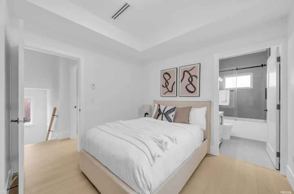 2 3627 E 45TH AVENUE, Vancouver, BC — Residential for Sale — Photo 17 of 36
