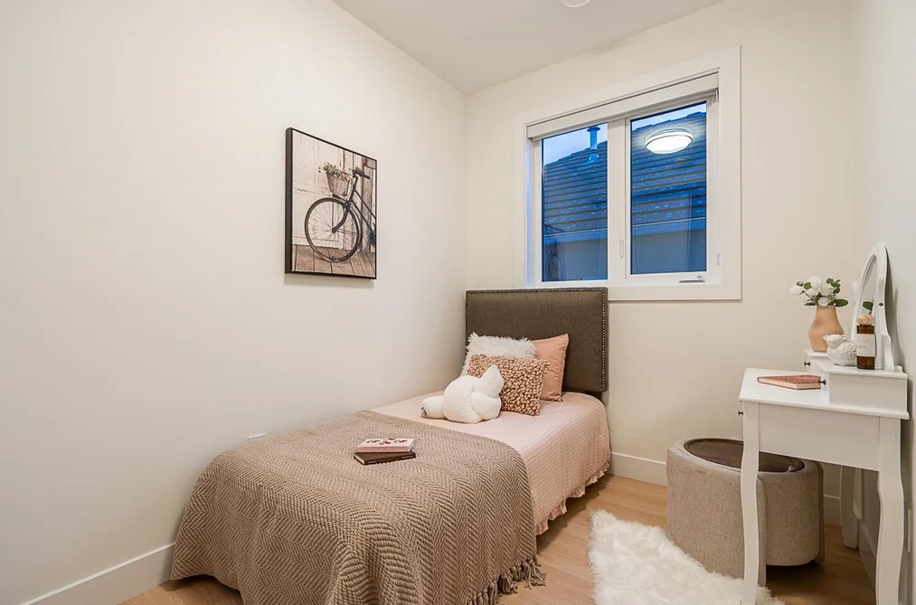 2-3638 Normandy Drive, Vancouver, BC - Half Duplex for Sale - Photo 24 of 35 2-3638 Normandy Drive, Vancouver, BC - Half Duplex for Sale - Photo 24 of 35