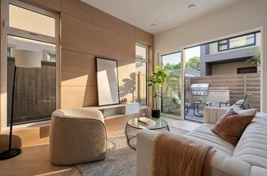 364 E 23rd Ave Unit 2, Vancouver, BC - MLS: R3168227