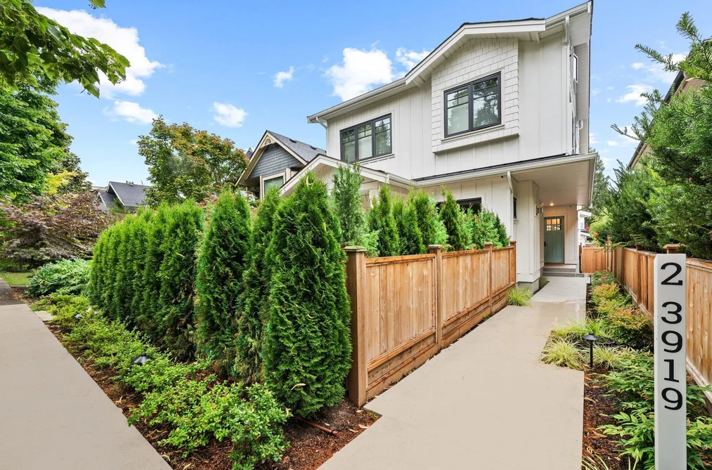 Half Duplex for sale at 2 3919 W 18th Avenue Vancouver British Columbia - MLS: R3150575